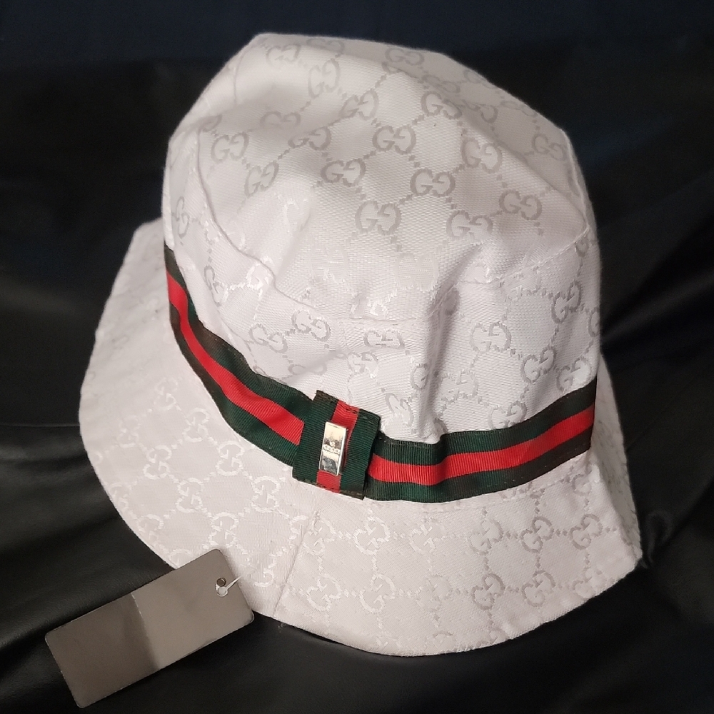 Double G White Bucket Hat with Red and Green Stripe